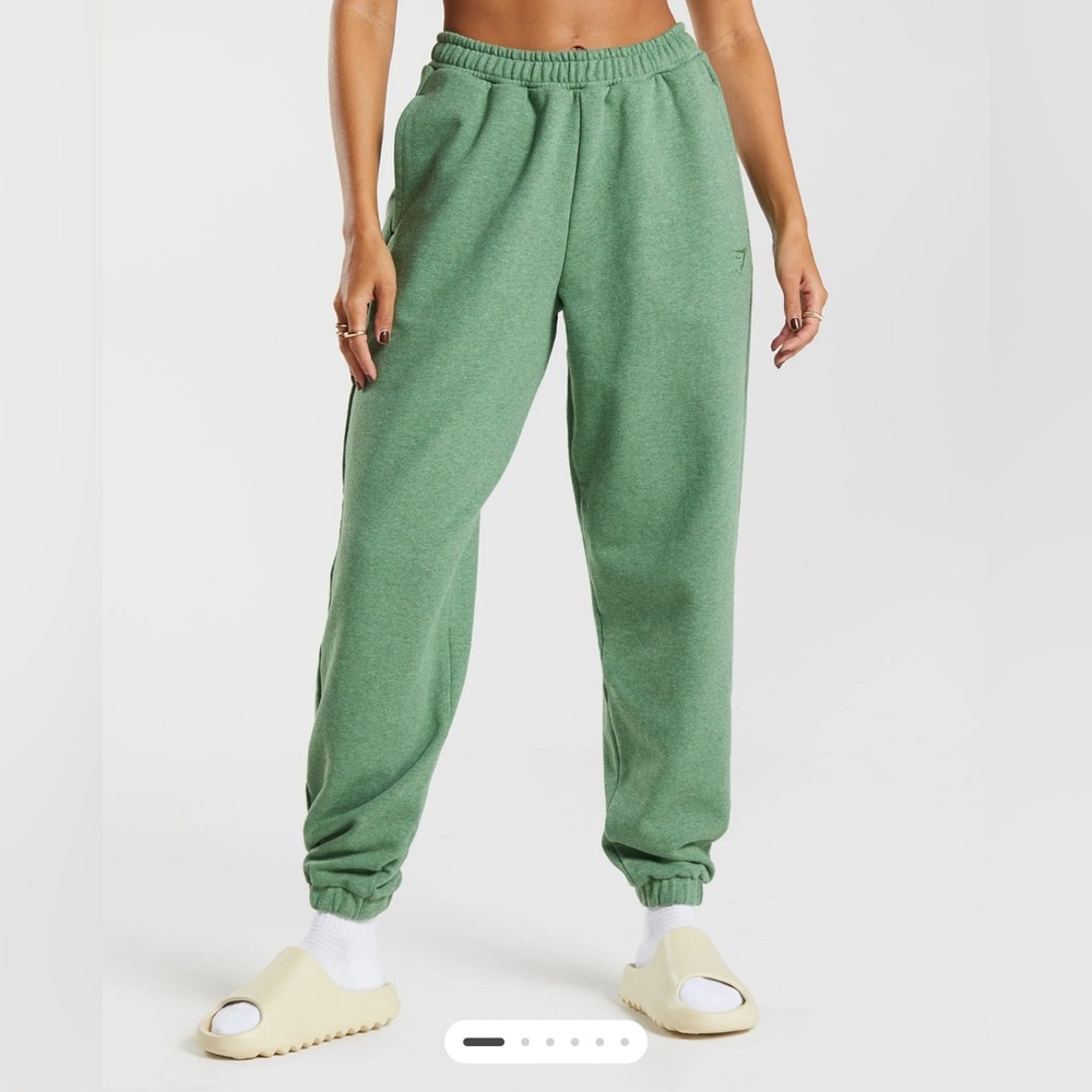 🎬Gymshark rest day sweats Joggers crocodile 🐊 green size Small GUC..